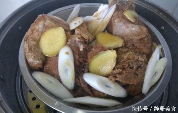 身上|猪身上最美味的地方,价格比排骨实惠,肉贩:看见不买太傻