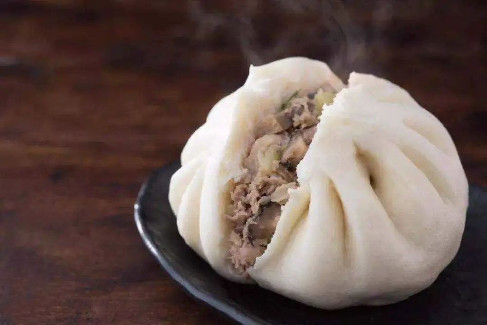 肉包子|公布最长肉的主食,热量堪比“喝油”,减肥党,再馋也要管住嘴