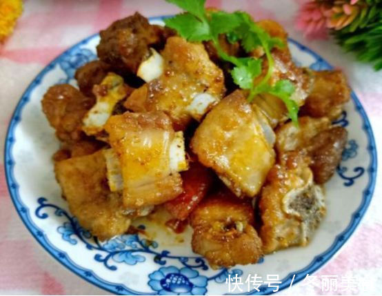 香喷喷的几道家常菜，看着就有食欲，荤素搭配，简单营养又解馋