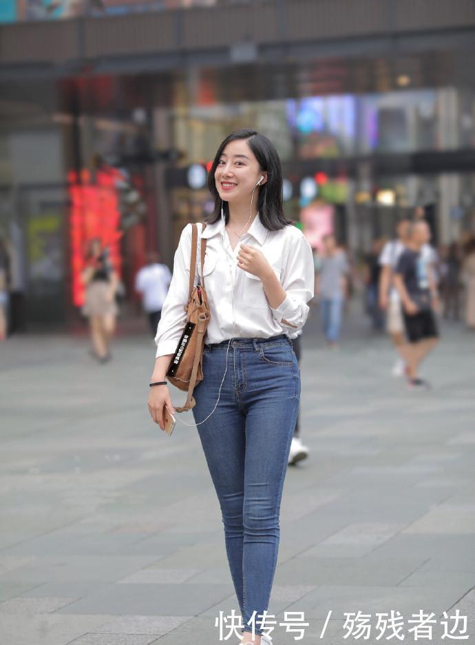 白色衬衣是最简单、最时髦的穿搭单品，干净、简洁