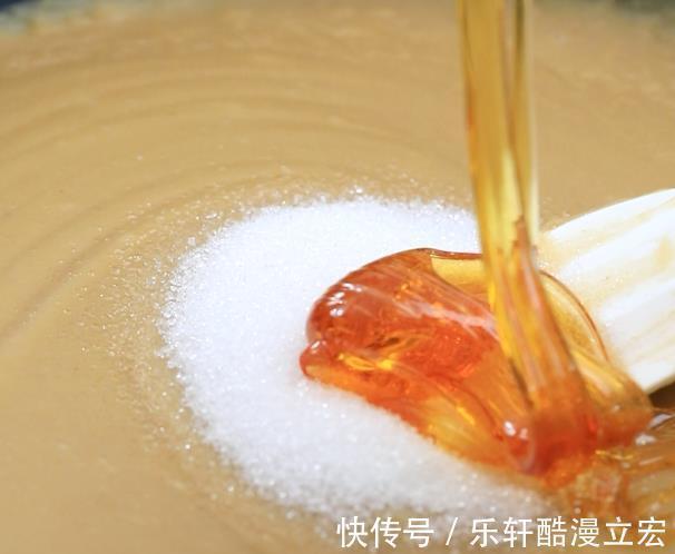 一斤板栗一碗面,配方比例全告诉你,教你做味道绝绝子的板栗月饼