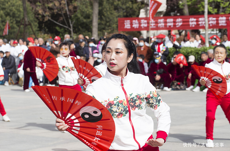 内气|打太极拳比较适合哪些人群练习太极拳有哪些好处