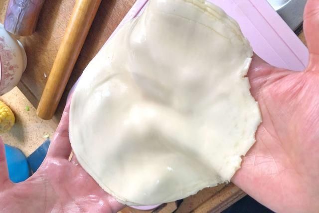 肉馅|饺子皮别浪费了，教你4种创新吃法，皮脆馅香，上桌孩子们抢着吃