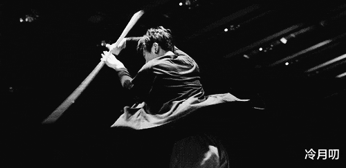 武林高手黄子韬,影视歌全面发展,他怒怼黑粉:你再黑我试试!