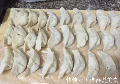 饺子馅是先加油还是先打水30年大厨告诉你,不会的赶紧学!