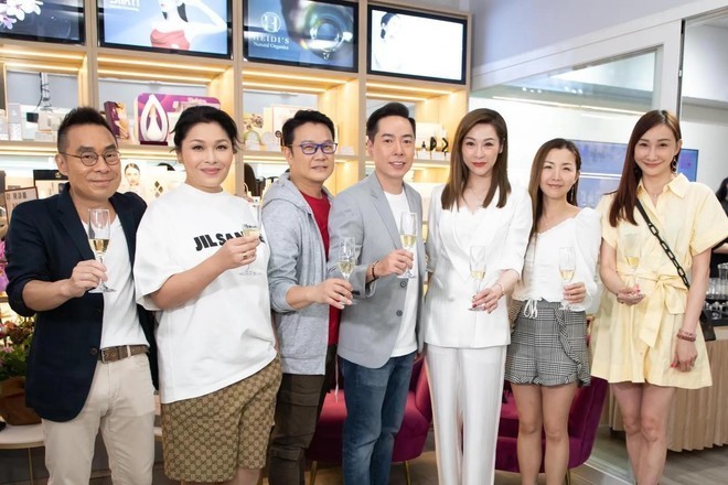 严淑明|陆诗韵豪花百万开护肤品工作室