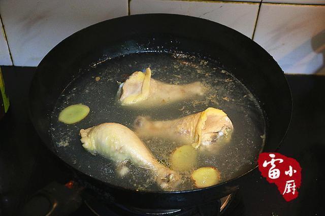 换种|鸡腿别再红烧了,费时又费力,换种做法简单还好吃,看图都咽口水