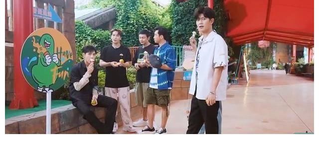 真人秀|細(xì)節(jié)見人品，知世故而不世故的王嘉爾，真人秀表現(xiàn)很難不圈粉