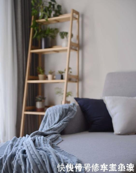 客厅|客厅造个“假阳台”，一进门就被迷住了，这套92㎡新房，太温馨