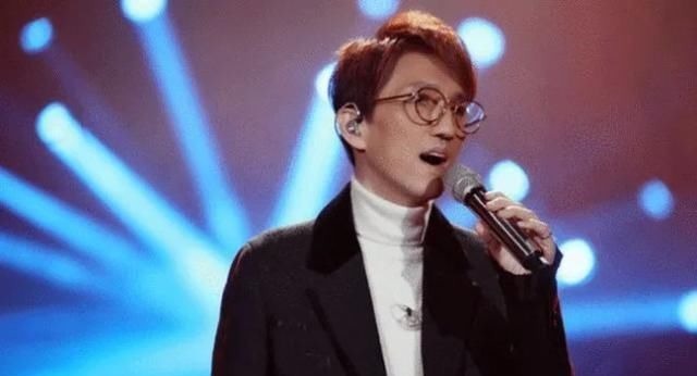 《披荆斩棘的哥哥》神仙打架,陈小春言承旭再现“情怀杀”,绝了