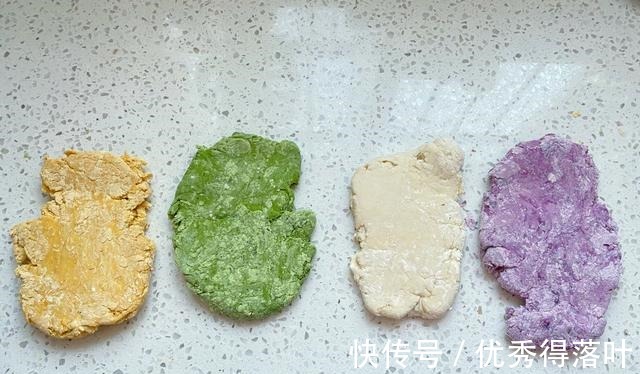 孩子挑食不爱吃饭，试试彩色蝴蝶面营养美味易消化，自己做真简单！