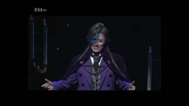  宝冢|宝冢歌剧院，全日本男人的情敌，居然是比男子更英俊的女演员？