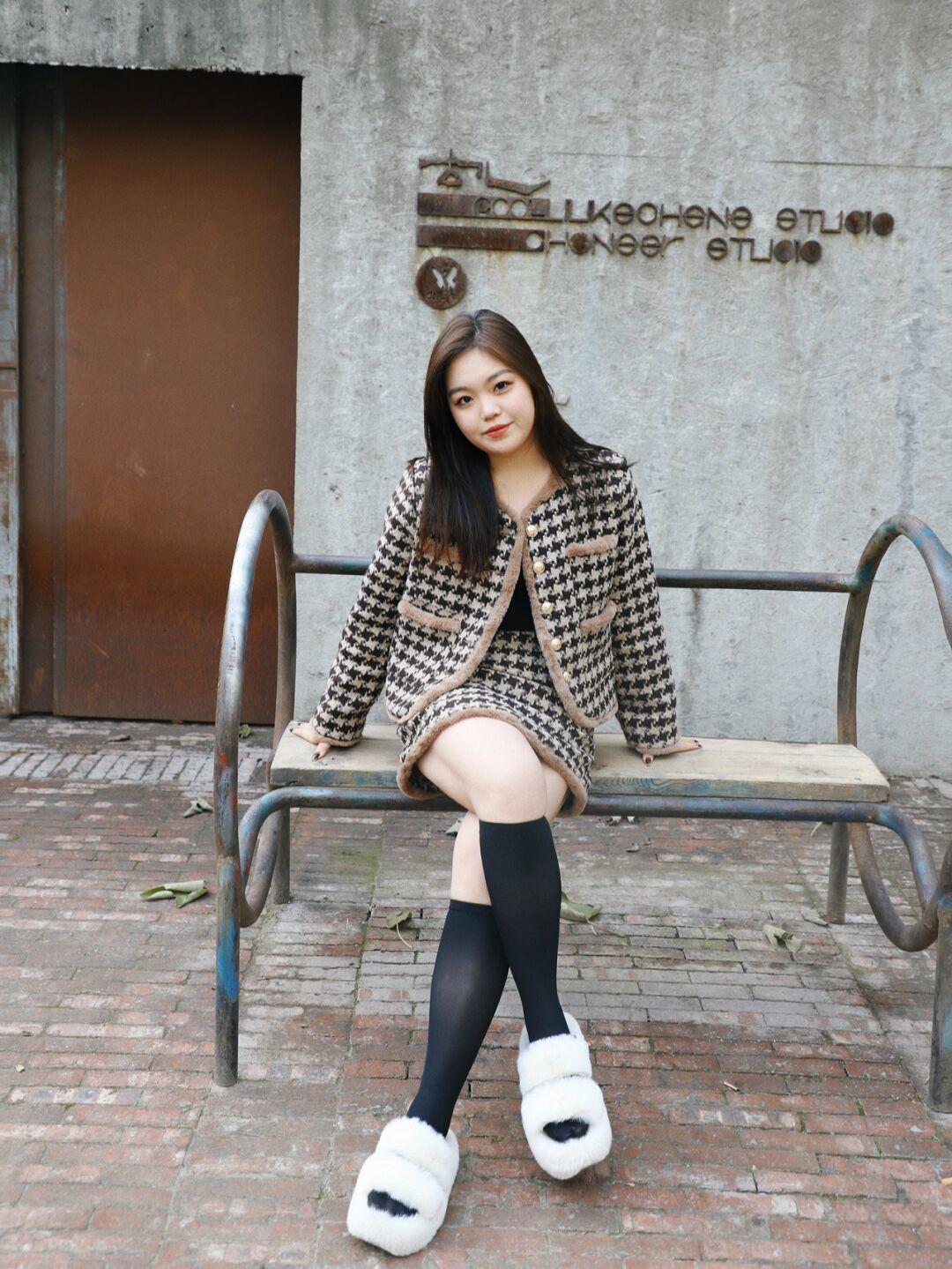 高调 这5色小香风套装你有哪套?穿出女人的自信,温婉大方,时尚迷人!