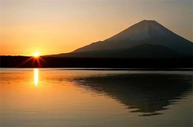 折杨柳$唐诗中最经典的7首边塞绝句,唱不尽热血男儿志