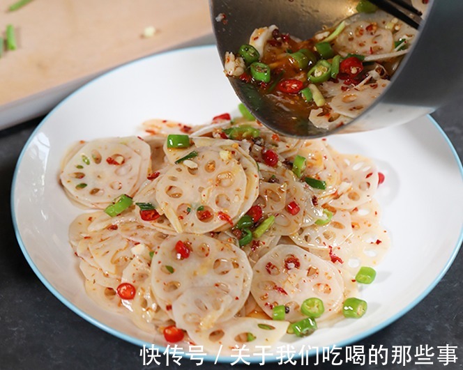 爽脆|莲藕为啥易变黑?如何防止发黑?大厨教你一招,洁白爽脆,更入味