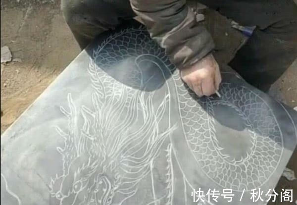 达芬奇&老汉用电焊画出一条巨龙,吊打很多专家,网友:电焊界的达芬奇