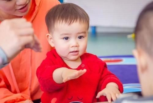 宝宝们|宝宝冷了、困了、饿了该怎么判断?原因不同哭声不同,宝妈快读懂