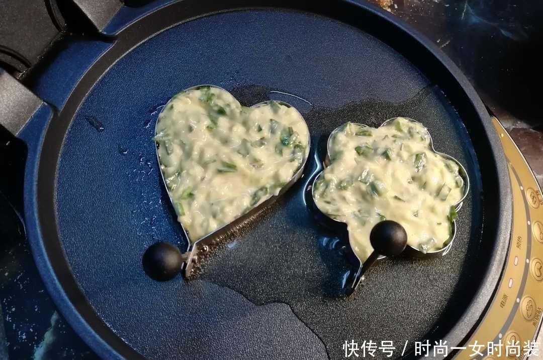 土豆丝饼，只要刷牙洗脸的时间，便能成就早餐