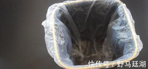 垃圾袋|垃圾桶里放2根吸管, 没想到作用这么大, 看完您会感谢我的