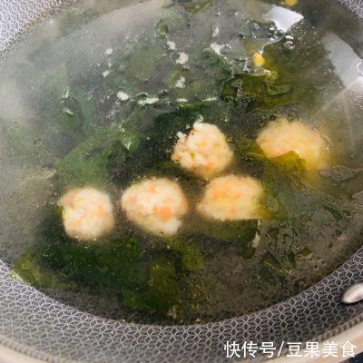 裙带|这道裙带虾滑豆腐汤，我一年四季都想吃