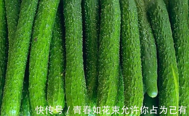 维生素e|女性多吃四种食物，排毒养颜延缓衰老，越吃子宫越干净，了解下