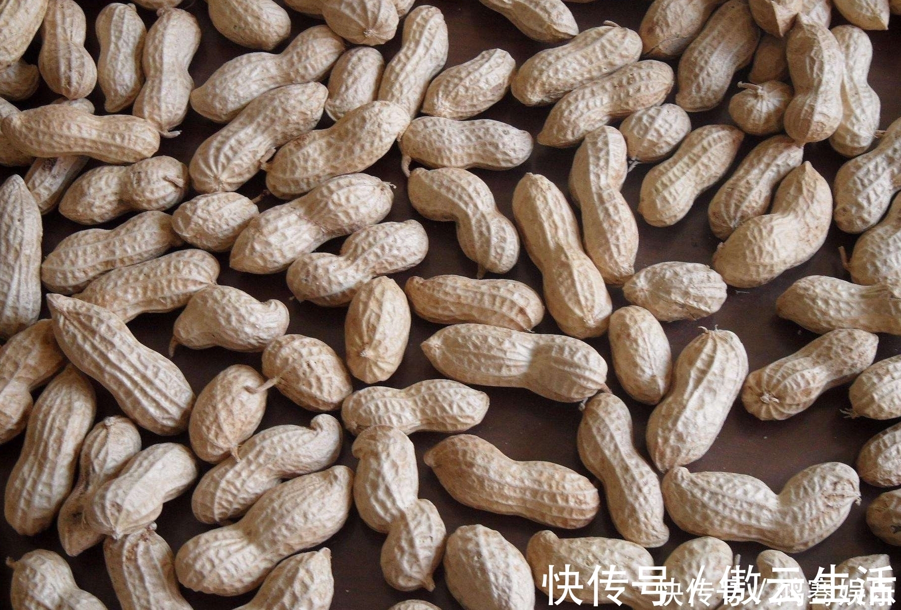 花生|煮花生时，直接加水煮就废了一锅花生，多加两个步骤，花生更入味