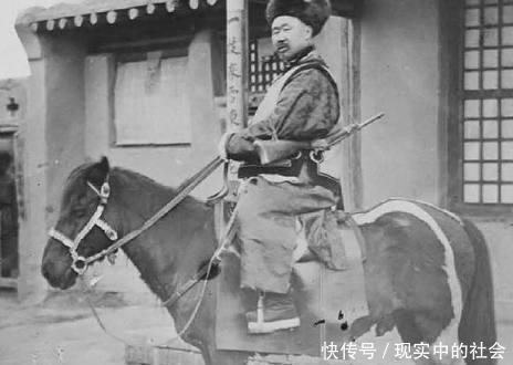 光绪帝|清末老照片,晚清时的传令兵,图二是光绪帝的弟弟,图六女子真美!