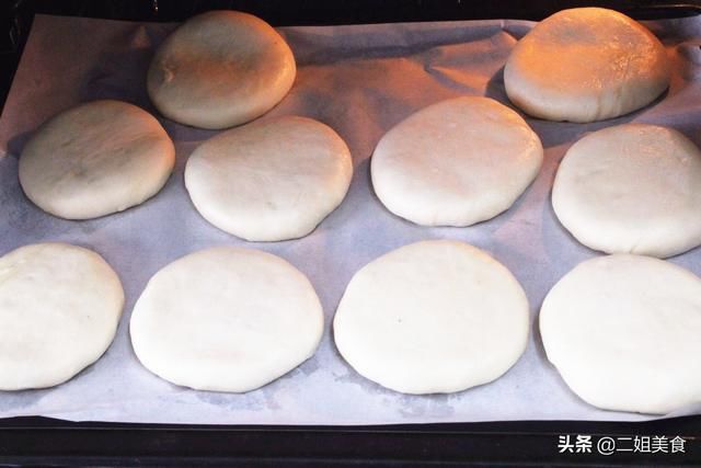 酥脆|孩子最爱吃的红糖酥饼，掌握正确的做法，层层酥脆，放凉不回软