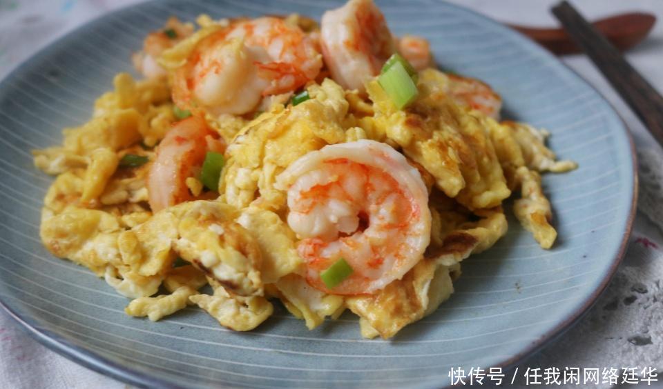 美味|天气转冷,别忘了吃秋天第一鲜,炒鸡蛋营养美味,增强抵抗力