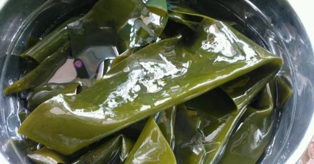 凉拌海带丝|海带还在直接用清水泡怪不得又硬又难吃,教你1招15分钟就泡开
