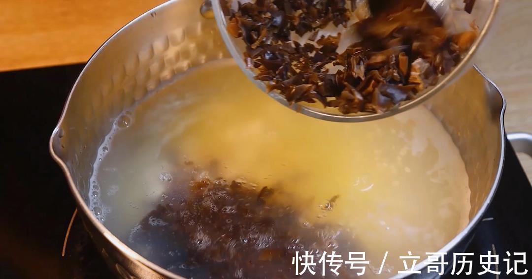 猪肝|钙比牛奶高!比猪肝更补铁,隔壁宝宝也想吃,一口吃进10种营养