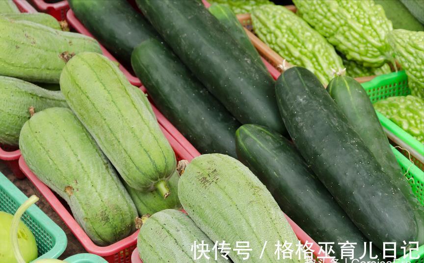 丝瓜|炒丝瓜,切忌直接下锅炒,牢记1个诀窍,翠绿不发黑,香嫩不油腻