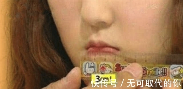嘴巴|世界最小的嘴,仅有3厘米吃块饼干都费劲,是一个韩国女孩!