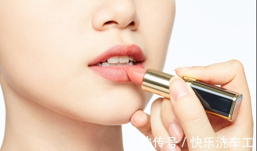 唇部 口红沾杯是因为质量不好吗原因你肯定不知道!