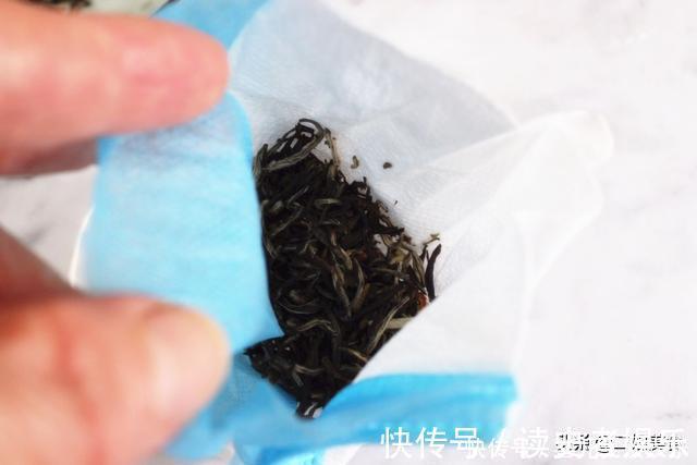 过期的茶叶是好宝贝,别再扔掉了,教您茶叶的3个用法,简单实用