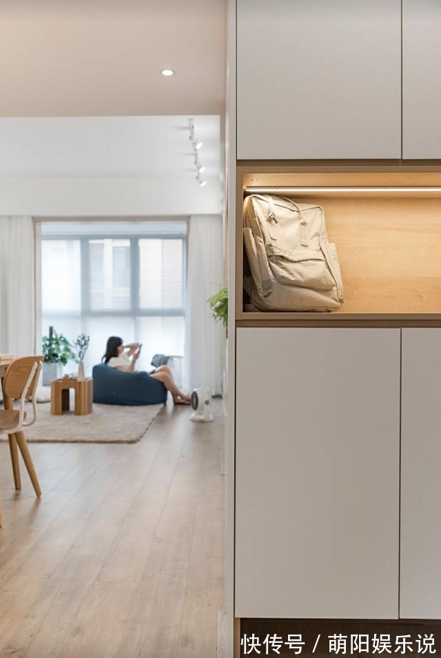年轻人|看了她家才知道,这才是年轻人想要的效果,简洁漂亮又实用