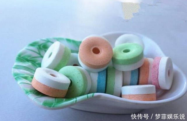 小矮人冰棍|小时候“馋坏”大家的4种零食,冰袋上榜,全吃过的都是90后