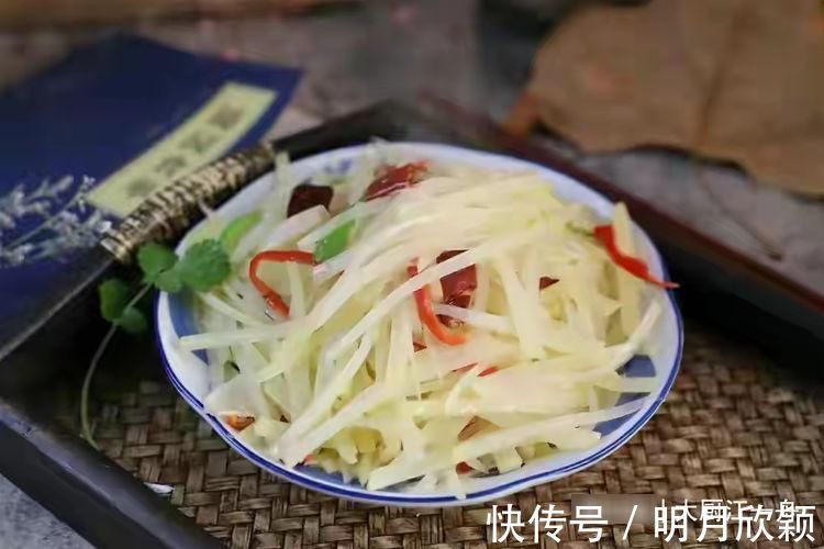 时机|炒土豆丝好不好吃,关键在于加醋的时机!这步做不对,难怪不好吃