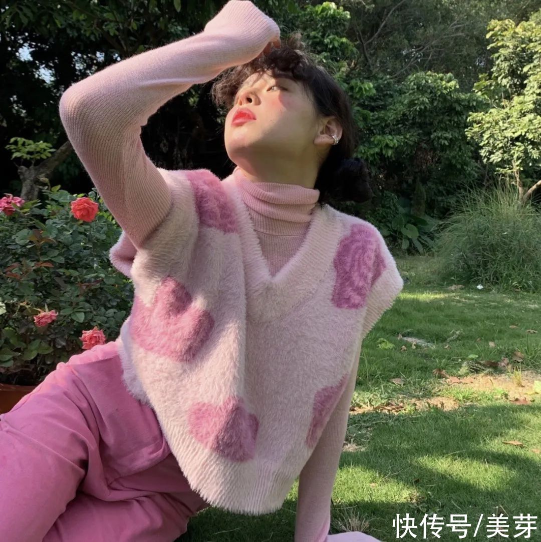 大衣里面穿什么？这4款绝美内搭，让你时髦一整个冬天