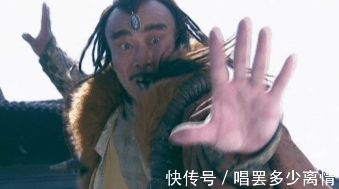 神雕侠侣!《神雕》中有一漏洞,此人登场就堪比五绝,后来莫名沦为二流高手