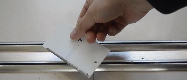 如果家里发现这种虫子，千万不要直接拍死，它可能是在帮你