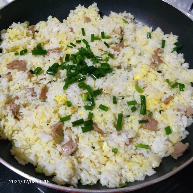  牛肉丸片蛋炒饭，宝宝们喜欢的小鸭鸭饭