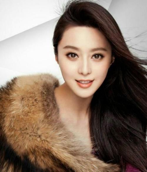 波波头|圆脸女孩一定要拒绝中分,显脸大还俗气,这几款发型才适合你