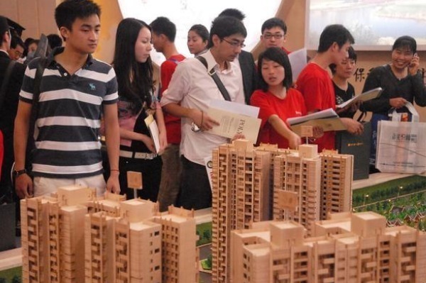 分配|2021年起,房产证上无论写谁的名字都不影响房产分配,再闹也没用