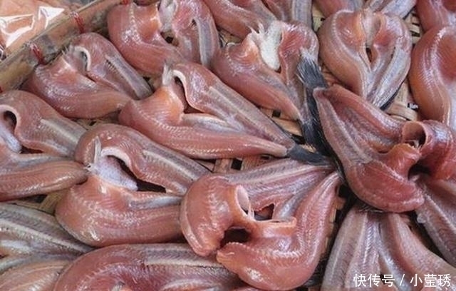 甜瓜|建议中老年：少吃花生瓜子，若不差钱常吃这几物，胜过每天去跑步