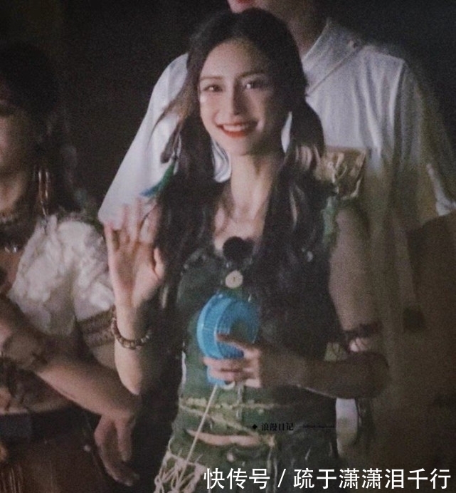 焦点|Angelababy成为《跑男》焦点,腰系草绳也能这么美,颜值依旧能打