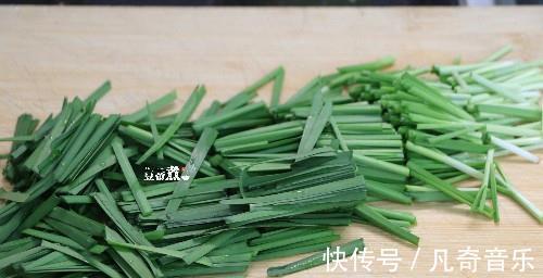 小窍门|馋哭隔壁小孩的“糖醋荷包蛋”百吃不厌，制作时，要注意这小窍门