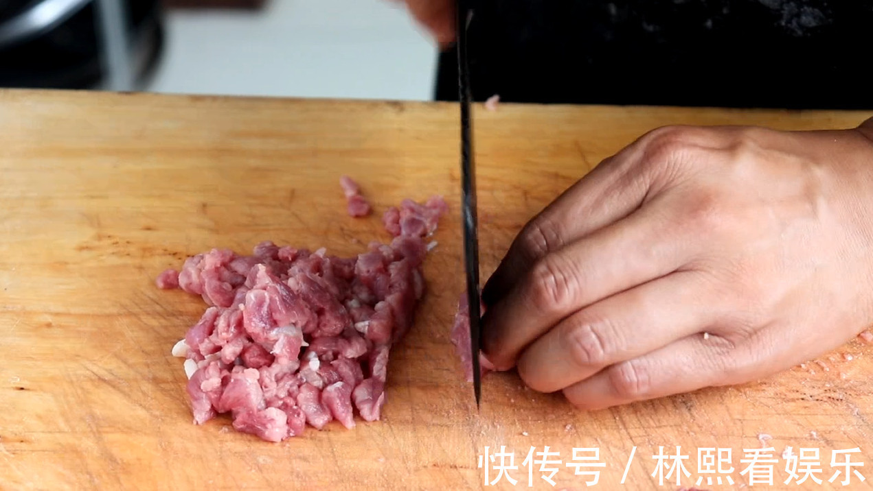 想吃|想吃牛肉酱不用买，详细做法诀窍告诉你，酱香味十足，方法超简单