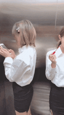 |搞笑GIF:姑娘,你能接受这么大的宝宝吗?