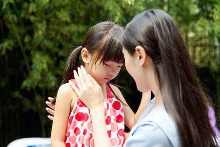 内向|这种“新型暴力”正在幼儿园中蔓延,孩子默默承受,家长一无所知